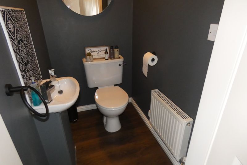 Ground Floor W/C- click for photo gallery